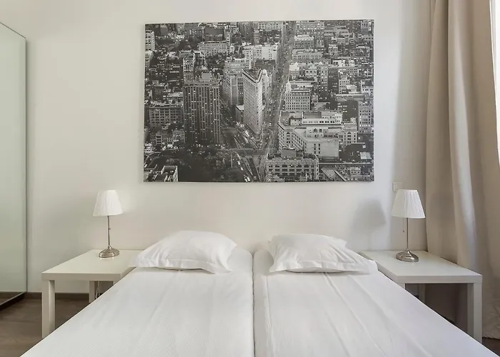 Le Jacquard Garage Lyon Centre Pour 2 A 8 Pers